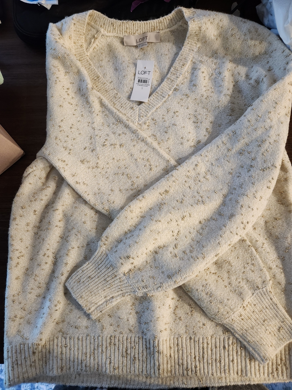 LOFT Cream V-Neck Sweater with Gold Speckle Christmas New Years Eve